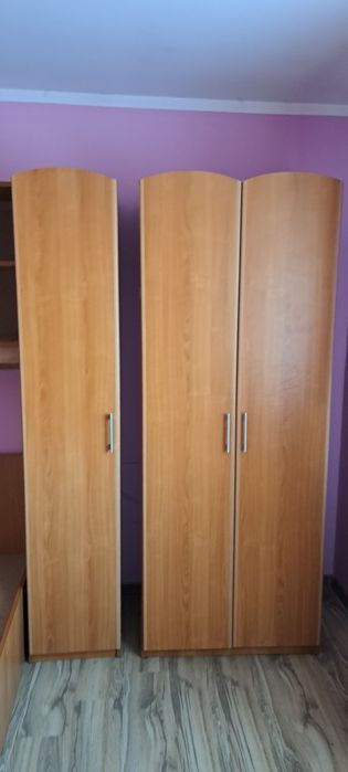 Mobila dormitor nuanță stejar auriu