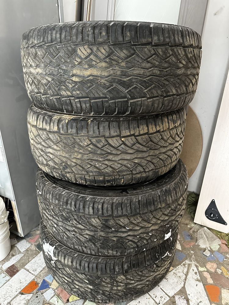 Продам комплект из 4 дисков с резиной.