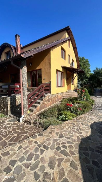 Casa P+M Situata in zona Victoriei