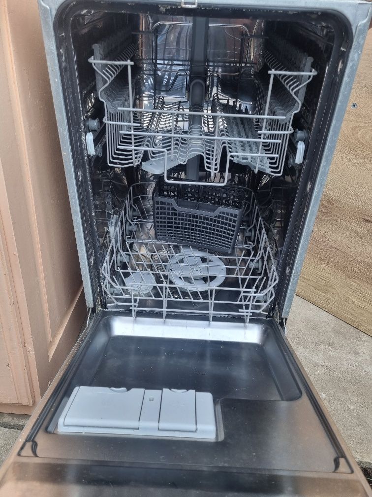 Masina spalat vase Electrolux