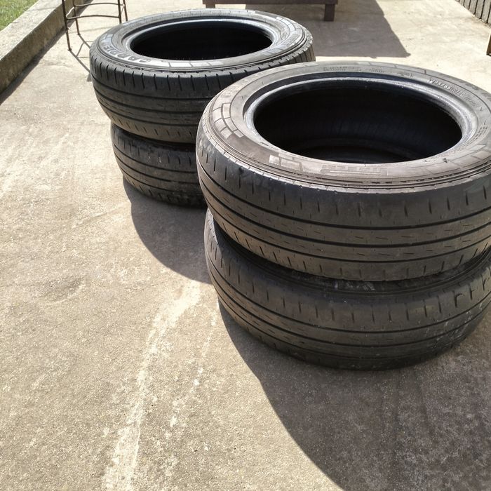 Cauciucuri de vara Pirelli 196/65/r16c.An de fabricație 06 .2021.