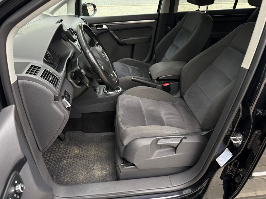 Volkswagen Touran Automat DSG 7 Locuri