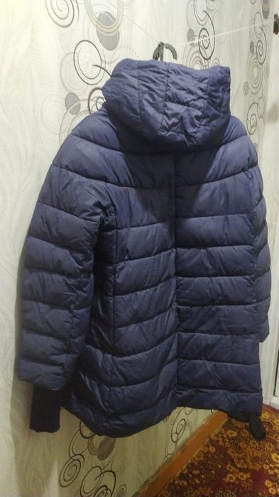 Зимняя женская куртк а хорошем состоянииа