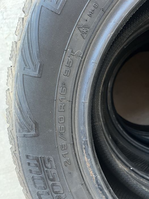 Продам шины в хорошем состояние
