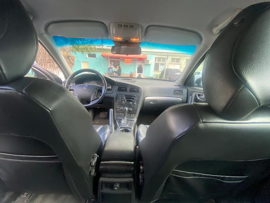 Volvo V70 2.4 D5 diesel 2003