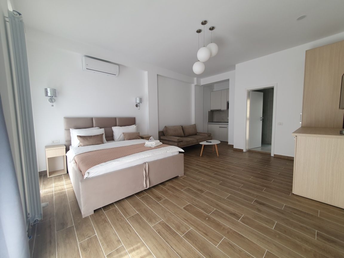 Apartamente si studiouri de inchiriat