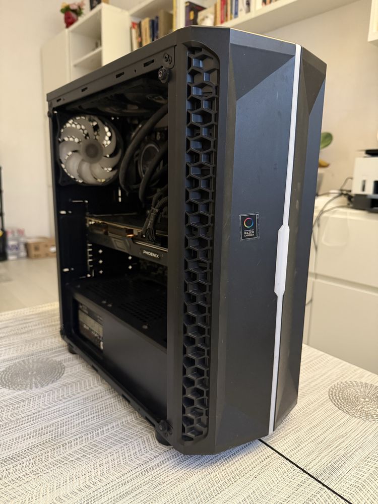 pc gaming cu rtx 2070 super, ryzen 7 3800x, placa de baza defecta!!!