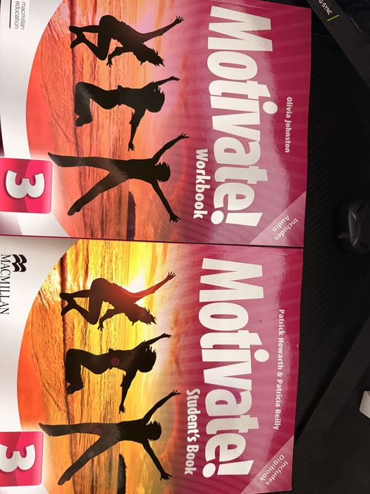 Macmillan Motivate 3 Student's Book si Workbook