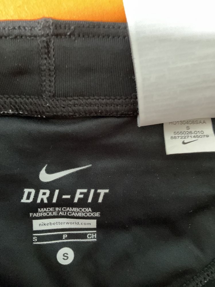 Тайтсы Nike DRI-FIT мужские