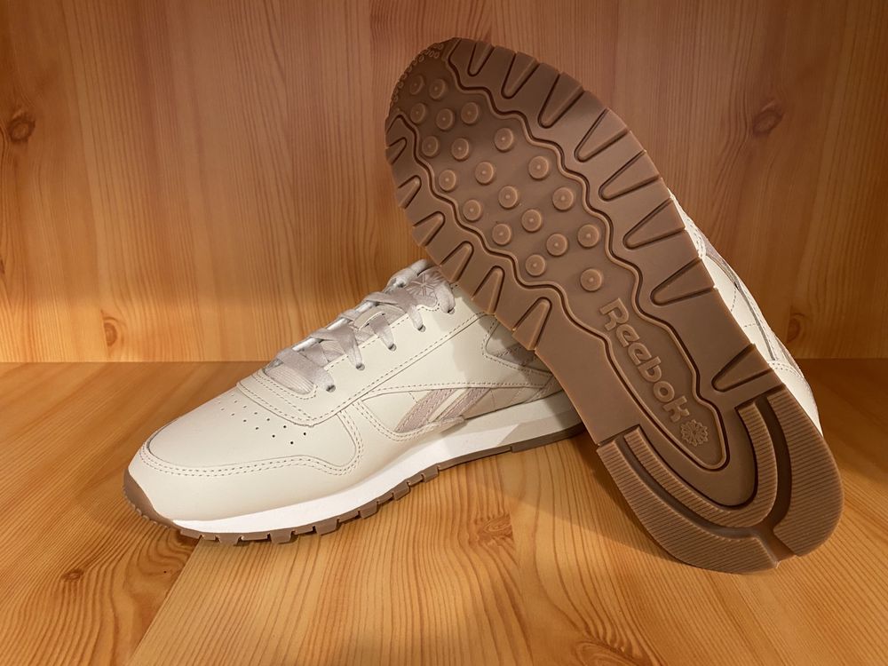 Reebok Womens Classic Leather