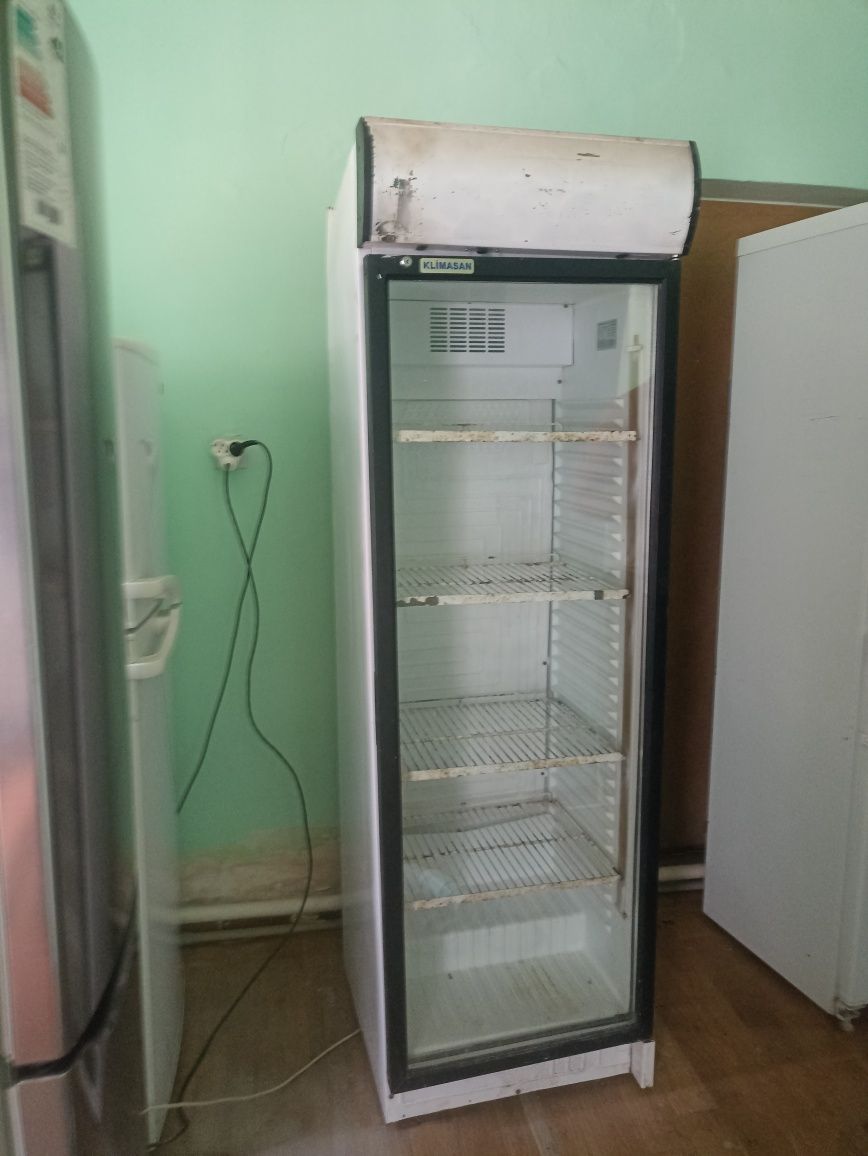 Холодильник Б/У сатылады