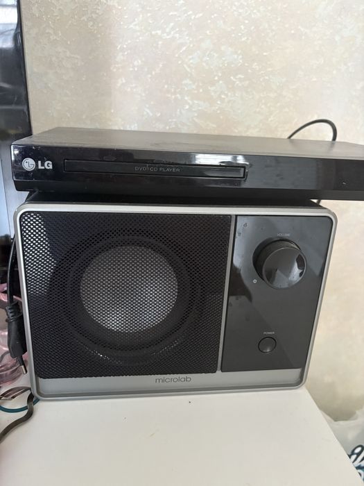 Продам двд приставку и колонку