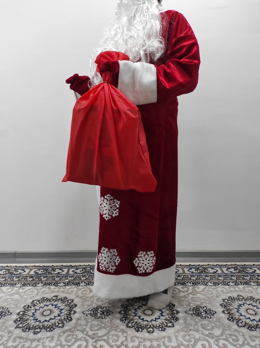 Qorbobo kiyimi, Одежда дедмороза