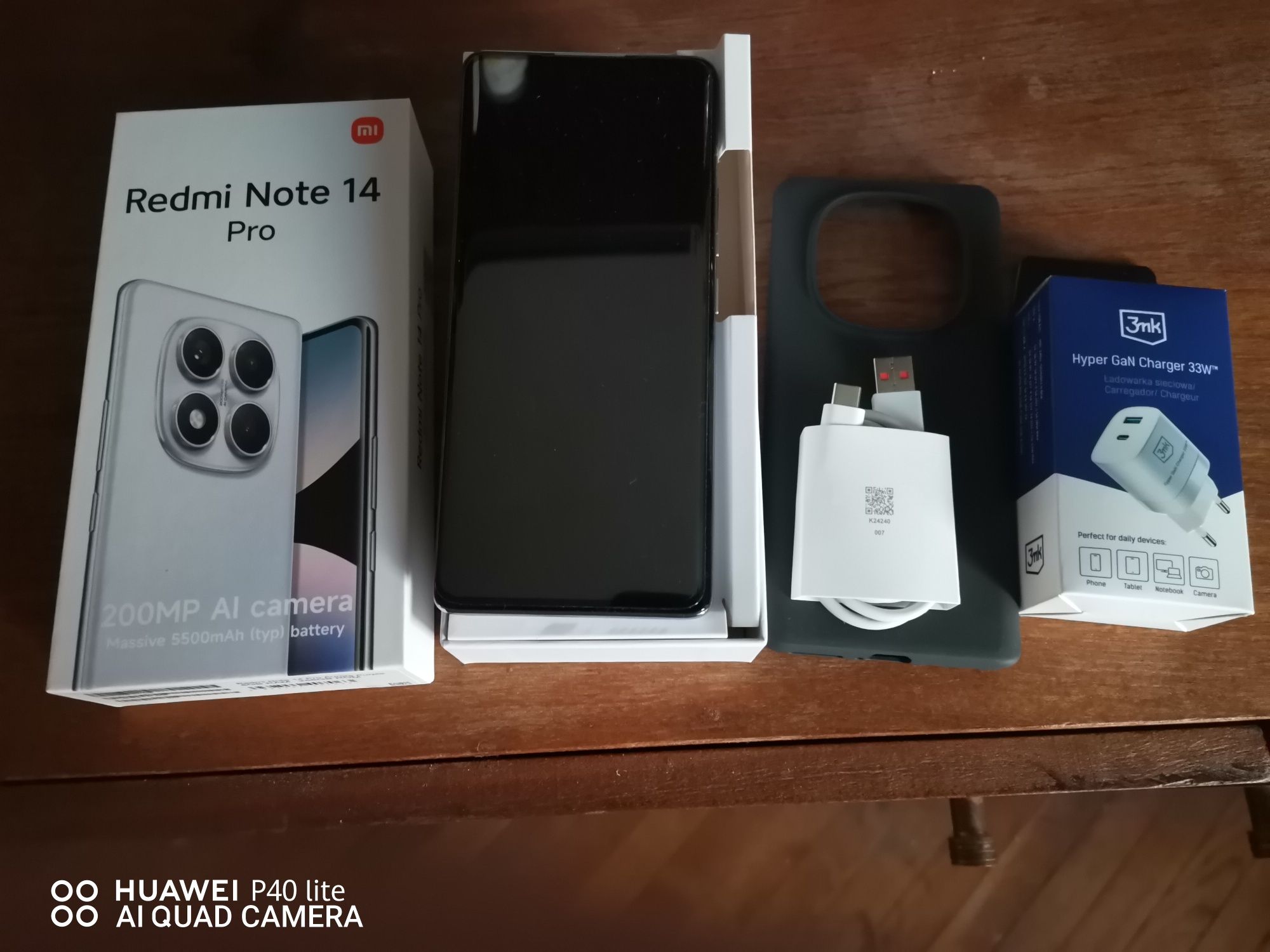Продавам Xiaomi Redmi Note 14 Pro