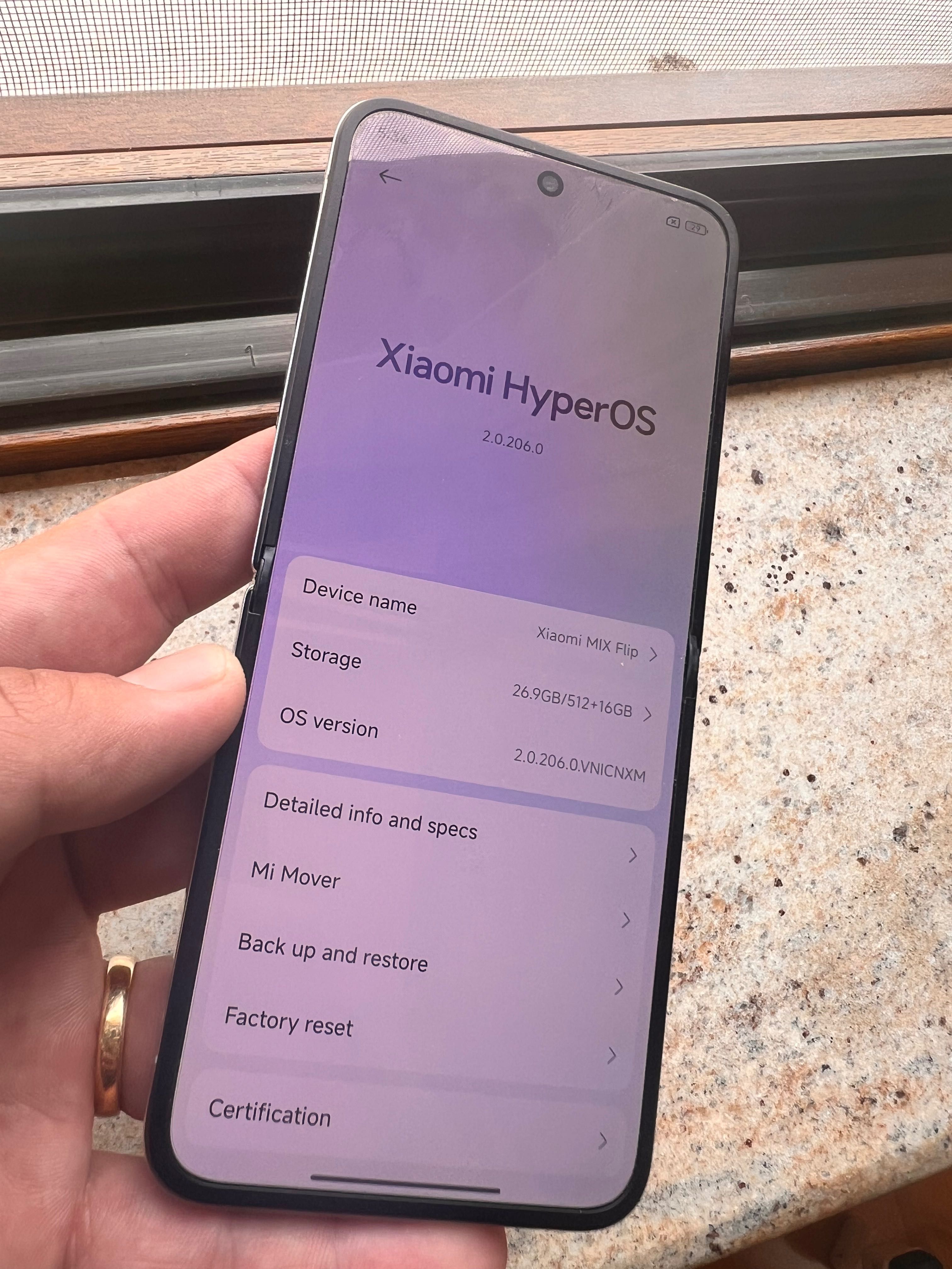 Xiaomi Mix Flip 5G