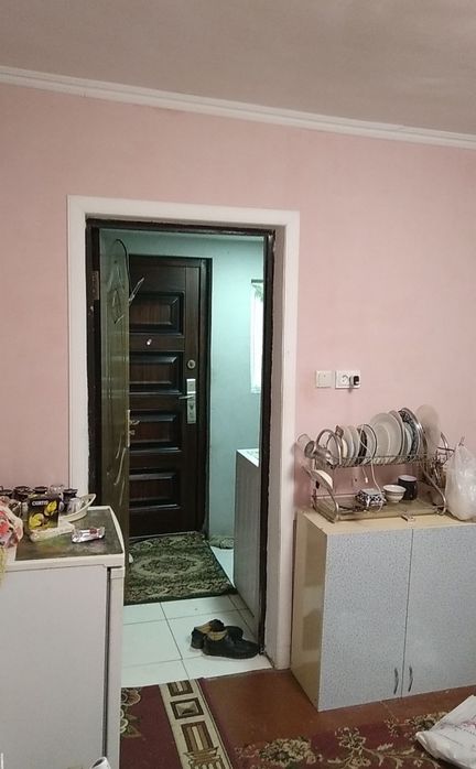 Uy sotiladi 3 xona shoshilinch