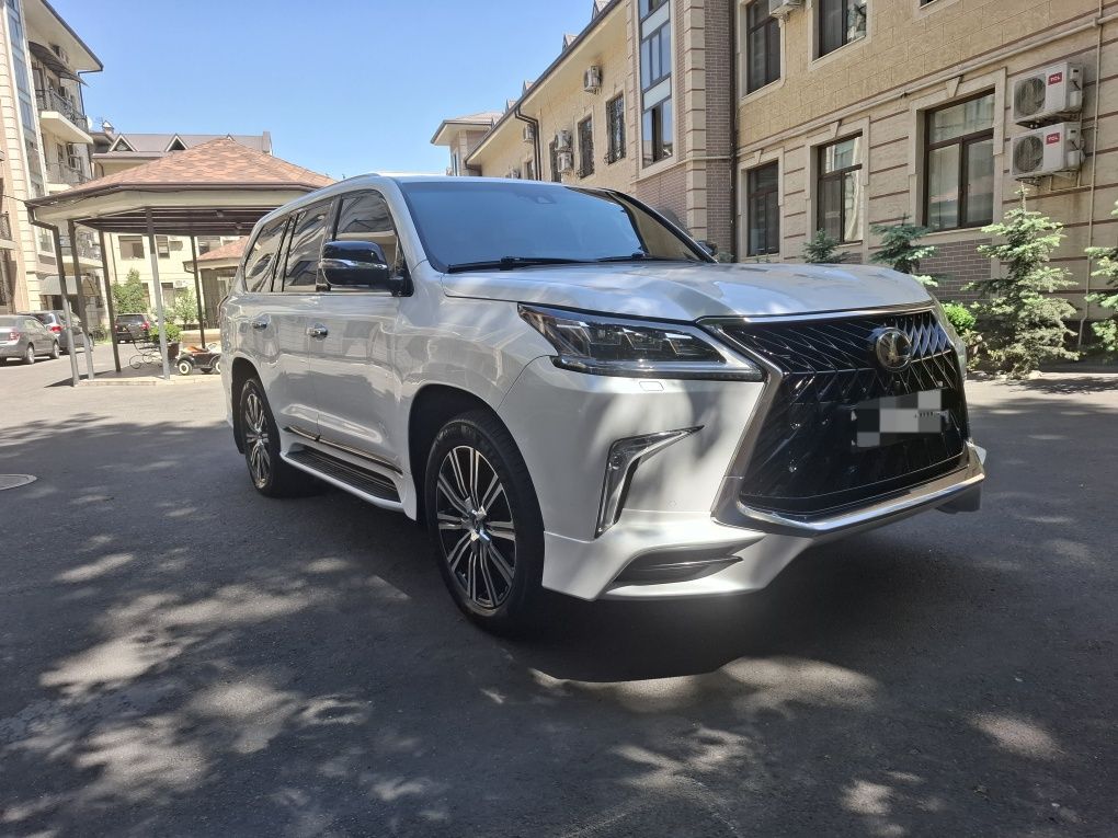 Lexus LX 570   СУПЕР. СПОРТ Аренда. с. выкуп