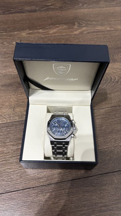 Poedagar часовник