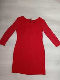 Червена къса рокля, с дълъг ръвав