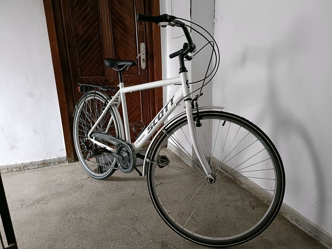 Bicicleta Scott, ca nouă, roți 28