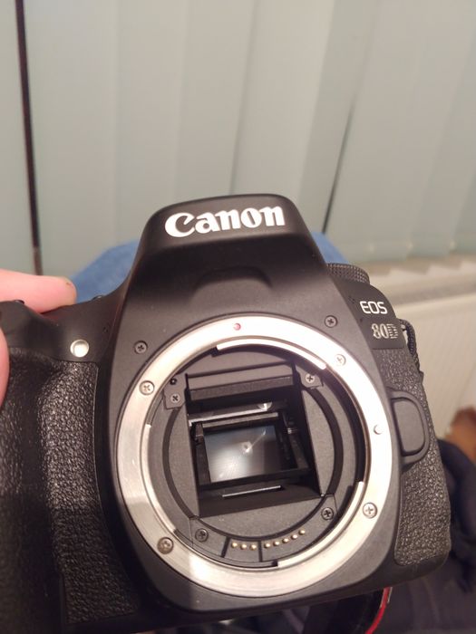 Pachet foto Canon 80D + accesorii + Drone DJI