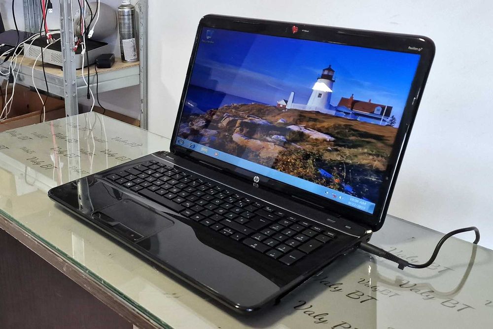 Laptop core i3 - Hp Pavilion G7 - functional,instalat