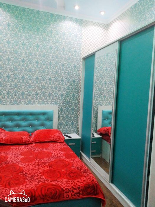 Срочно Кибрай марказида участка сотилади. Ховли узимники янги курилган