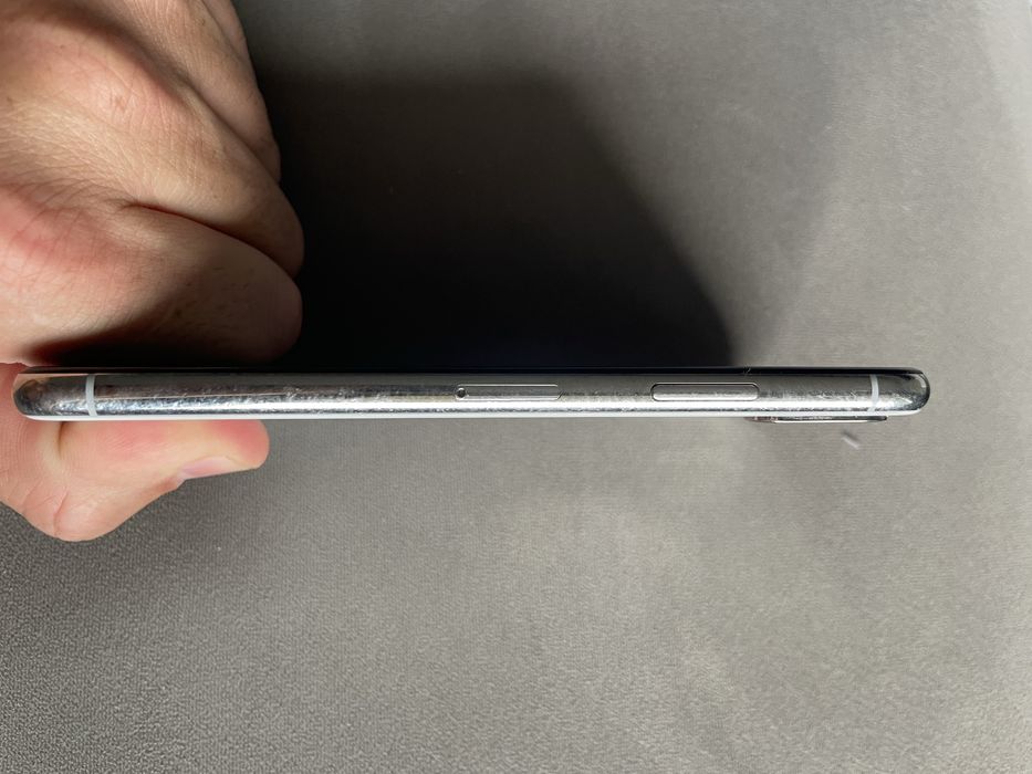 Iphone X 256gb чисто нов дисплей и чисто нова батерия!