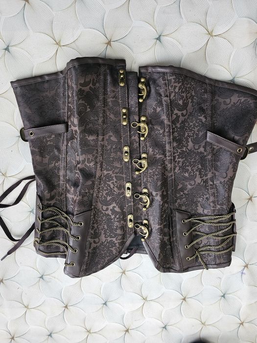 Corset cu adevărat deosebit mărimea XL