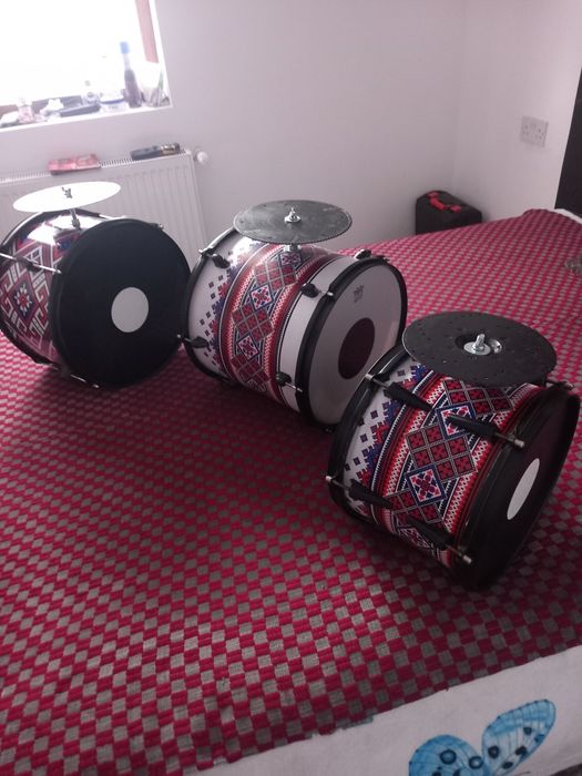 Vând tobe de folclor dimensiuni diferite 12,13,14,16,20