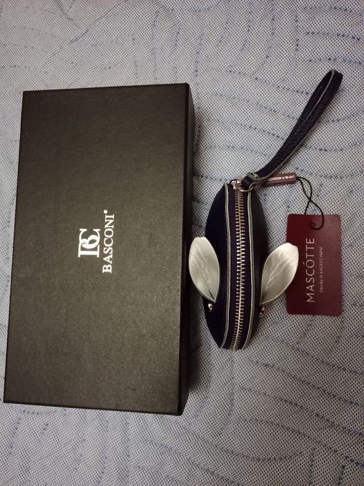 Продам новые кожаные женские перчатки