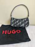 Черна кожена чанта Hugo