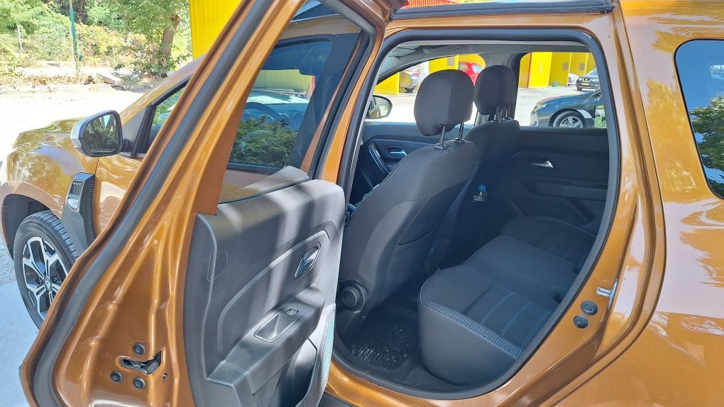 Продавам Dacia Duster Дачия Дъстър 1.5 dCi 4x4 Prestige