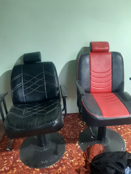 Сартарошхонага койишга кресло.