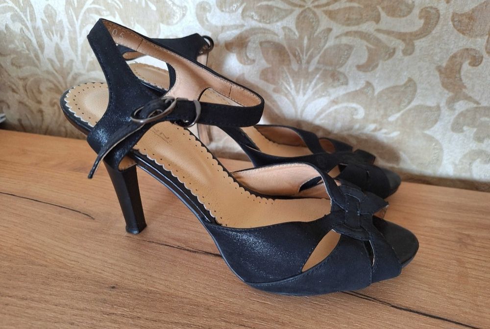 Туфли и босоножки  37 размер