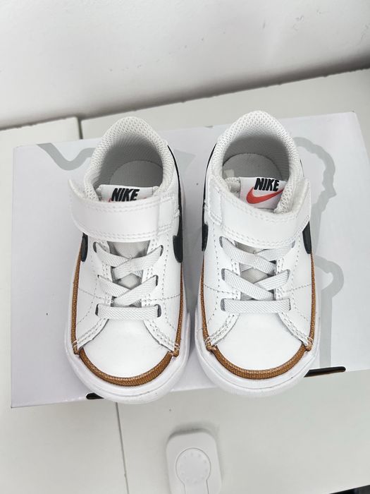 Adidasi copii Nike