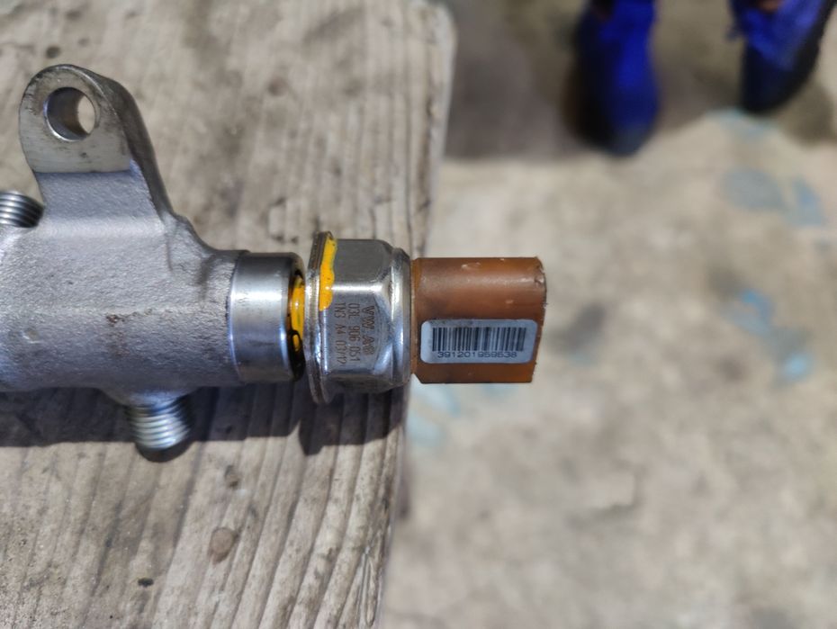 Senzor presiune rampa injectie 1.6 tdi 2.0 tdi audi vw skoda seat