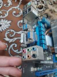 Vând placa de baza PC DDR3 Intel i5