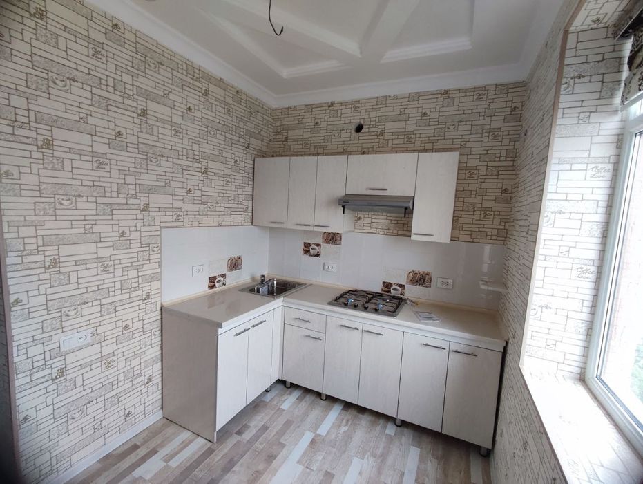 Бир хоналик уй сотилади