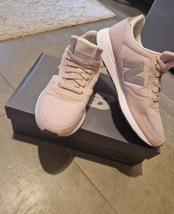 Adidași New Balance mărimea 38
