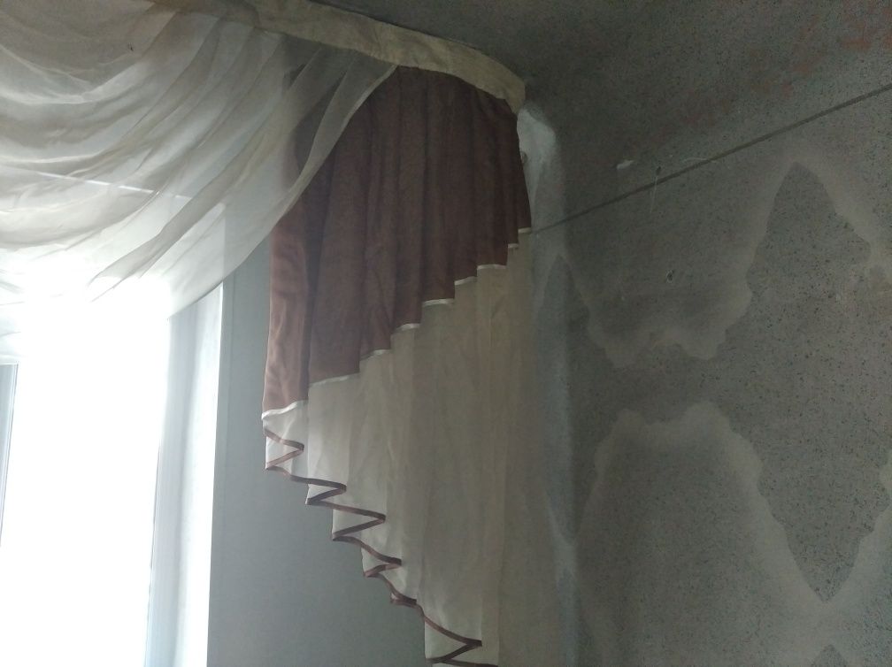 Продам чехлы жаккардовые на тройку