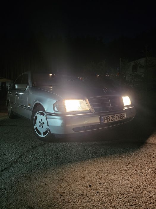 Mercedes Benz C180