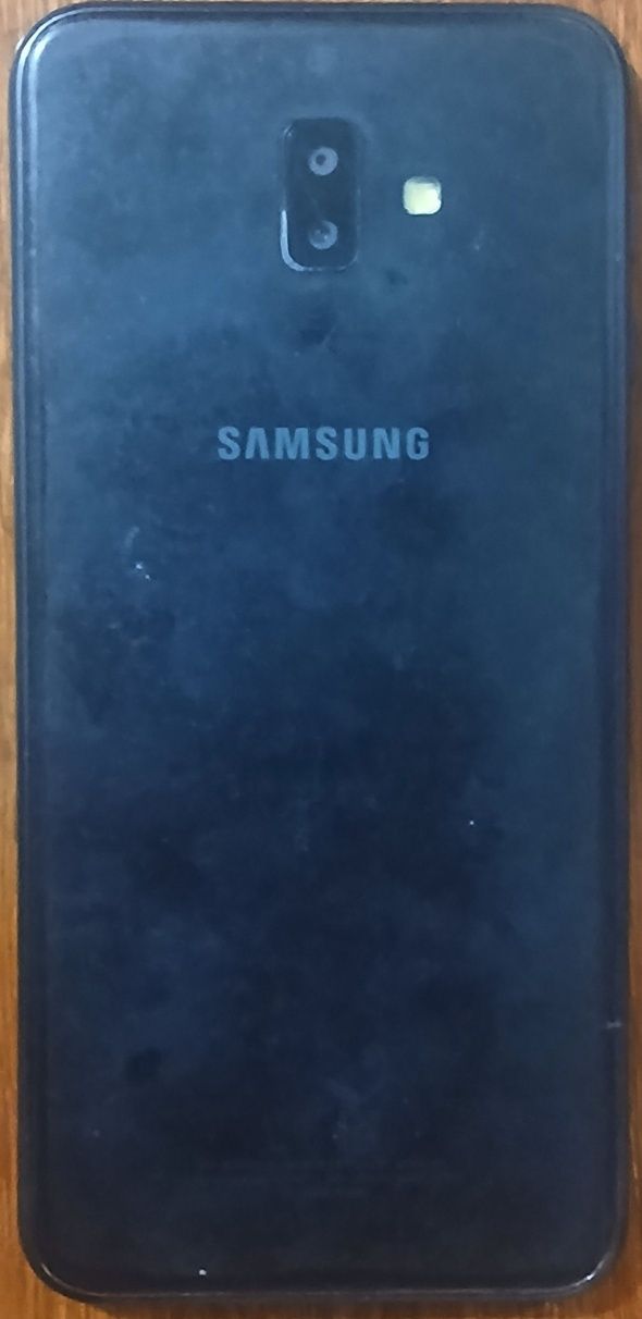 Samsung J6+ 32gb holati yaxshi