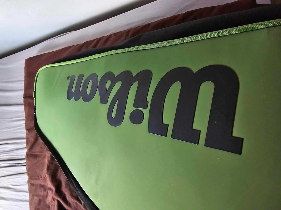 Geanta Tenis Wilson Blade Professional Tour V8 Large + CADOU