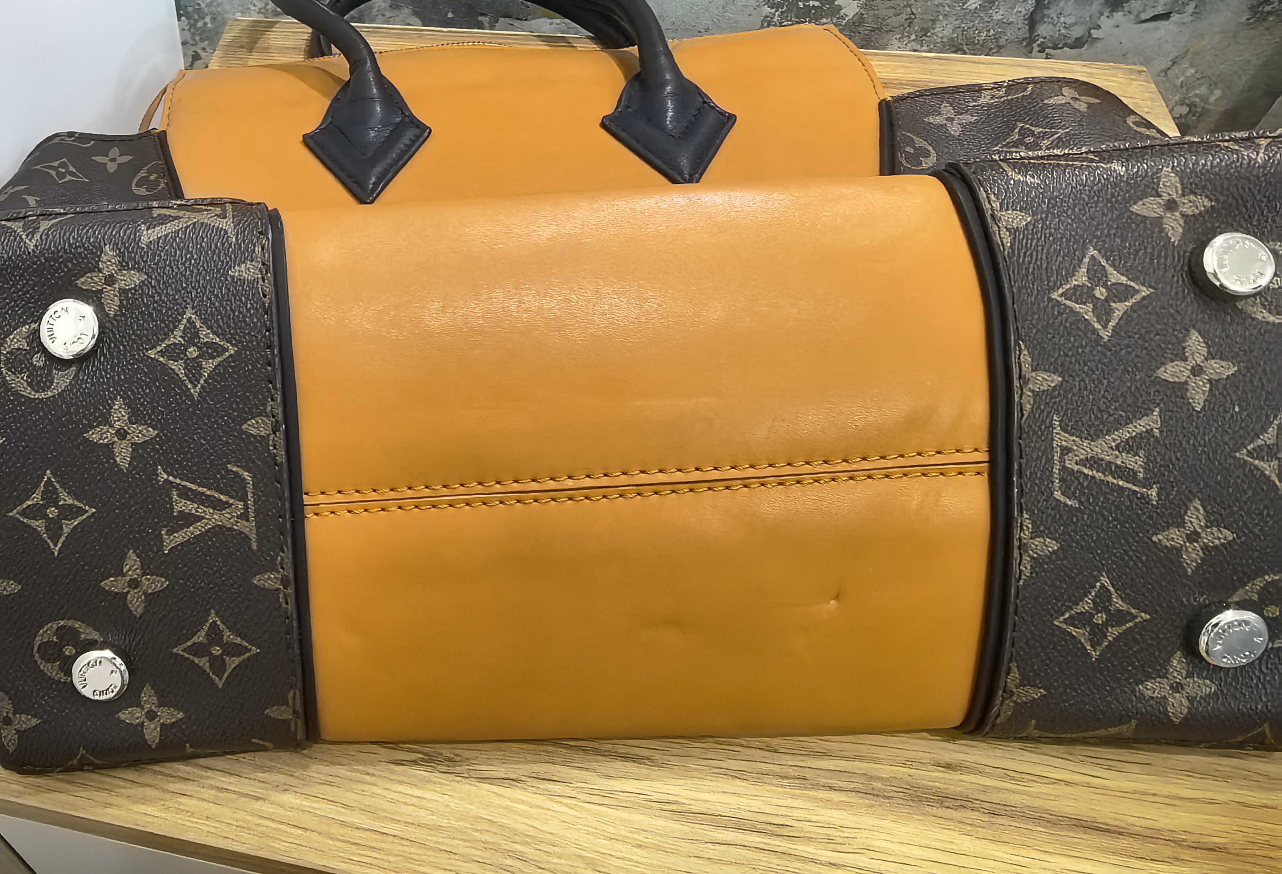 Чанта - Louis Vuitton