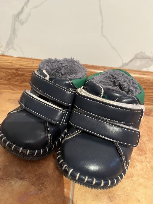 Продается детская обувь, зимняя