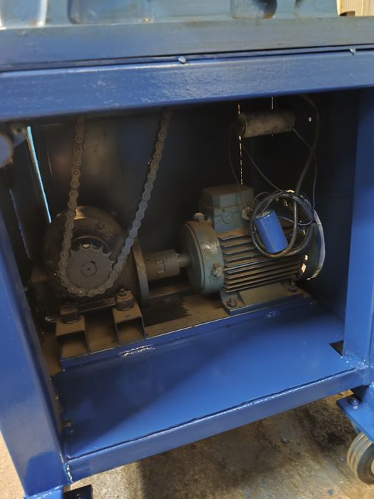 Mașină roluit teava