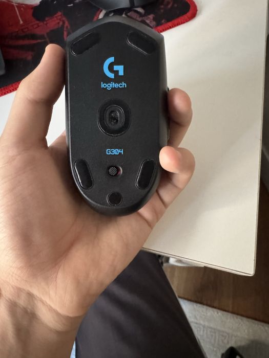 продам мышку logitech g304