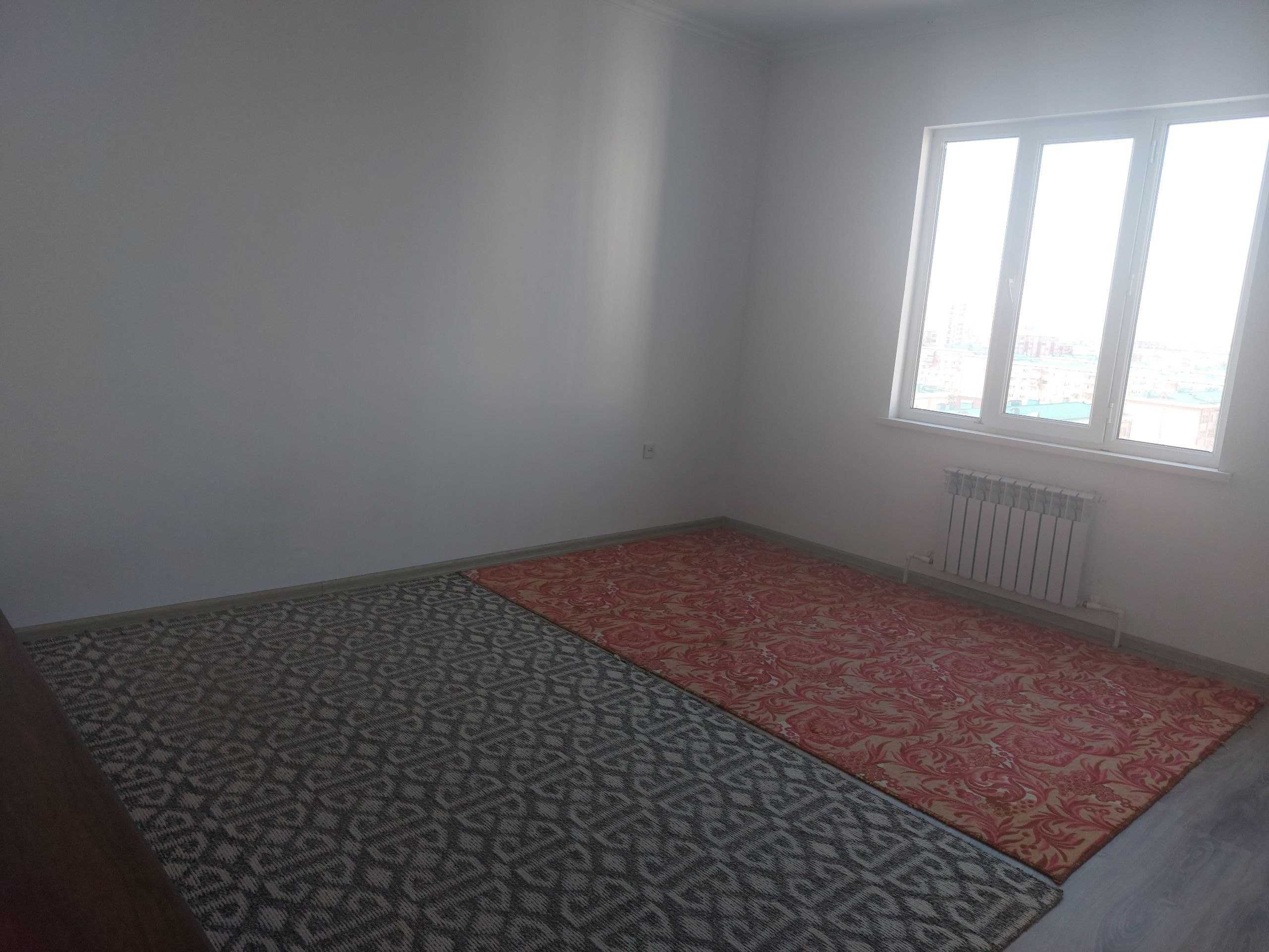 Toshkent shahar Yangihayot tumani 2 xonali uy sotiladi