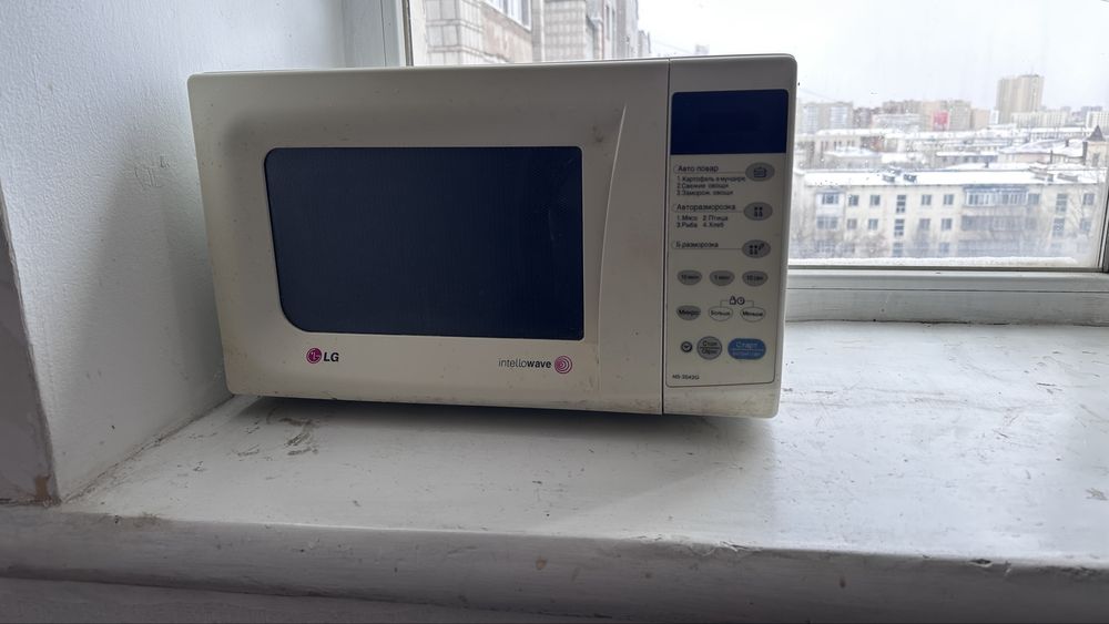 СРОЧНО Микроволновка LG